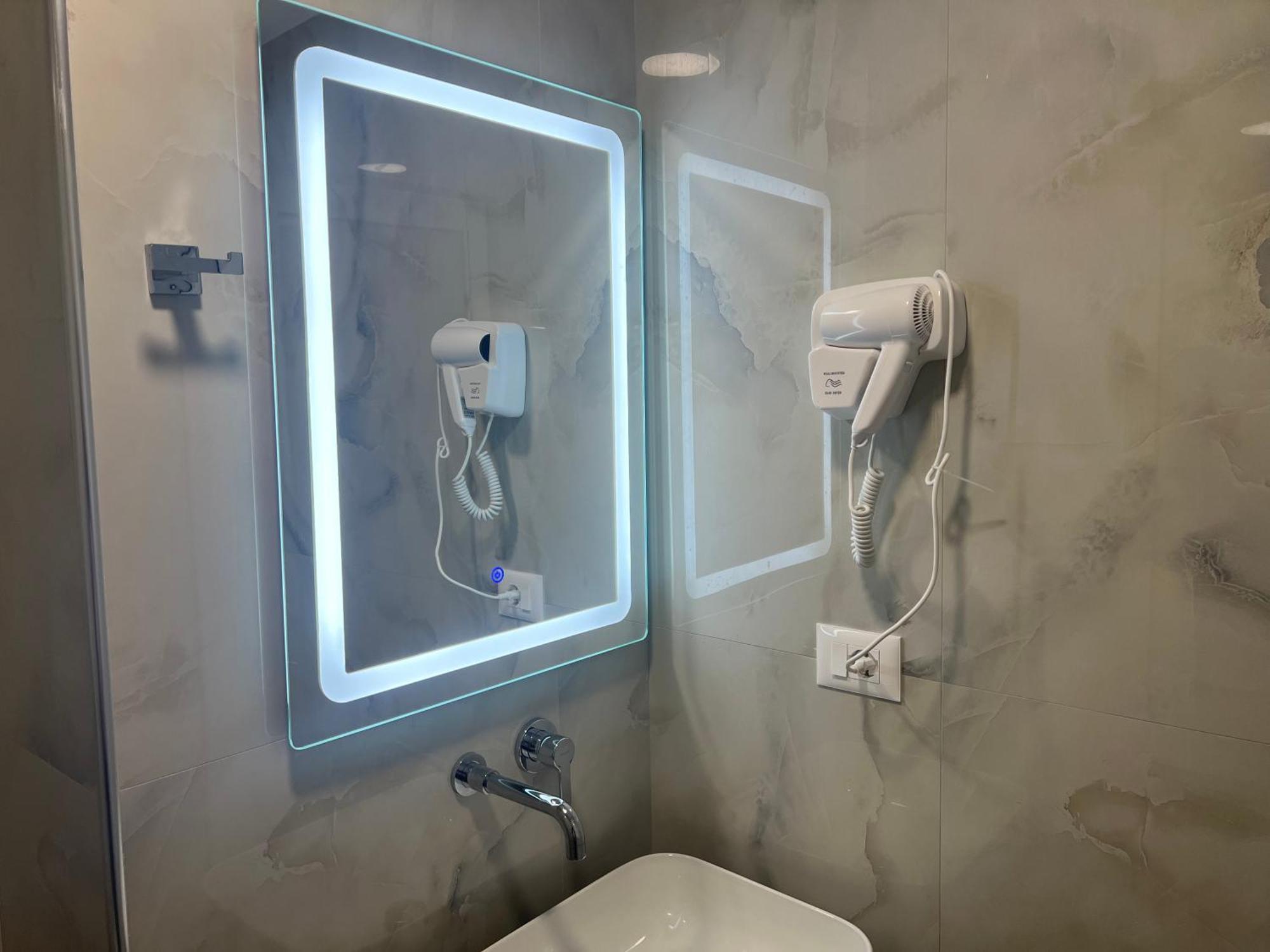 Agimi Hotel Ksamil Zewnętrze zdjęcie